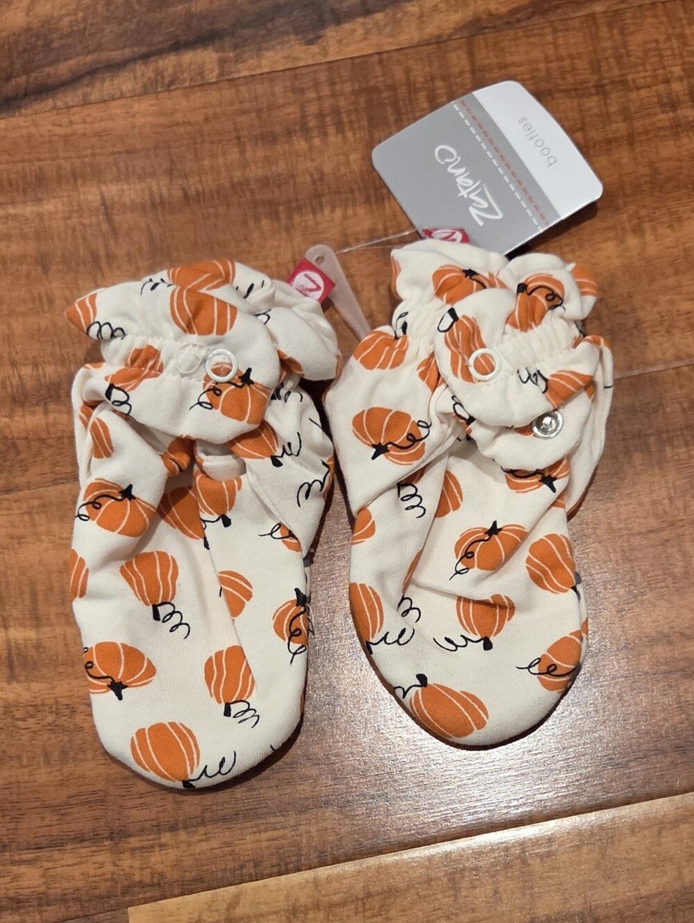Zutano NWT 24 Months Pumpkin Print Gripper Booties